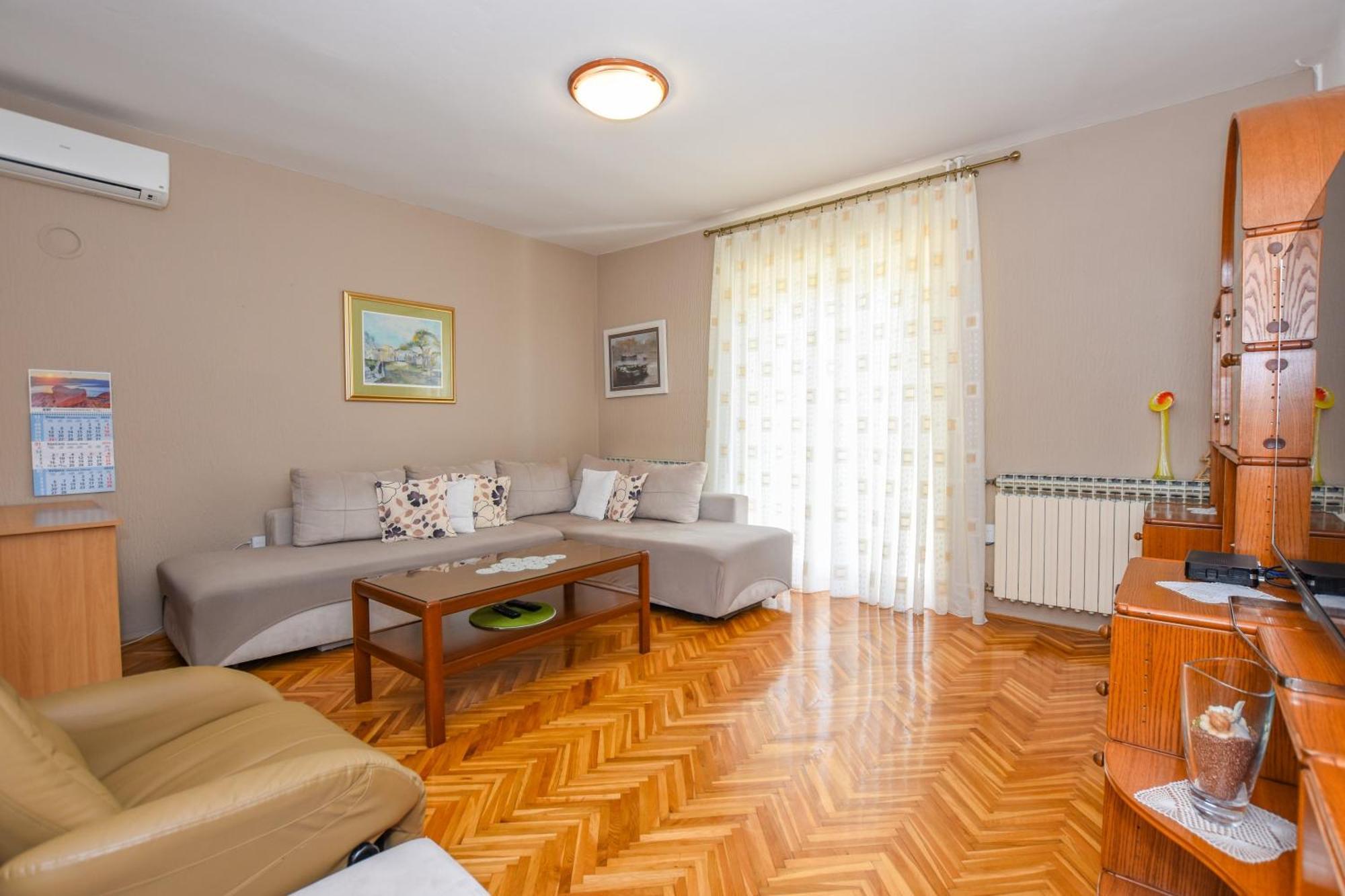 Apartmani Marija Ljubica Pag Town Room photo